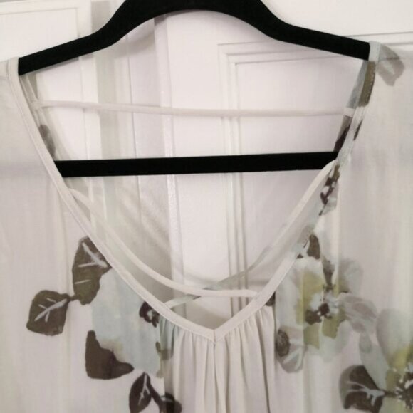 Lovestitch Floral Cross Front Tunic Top Size M/L - Picture 4 of 7